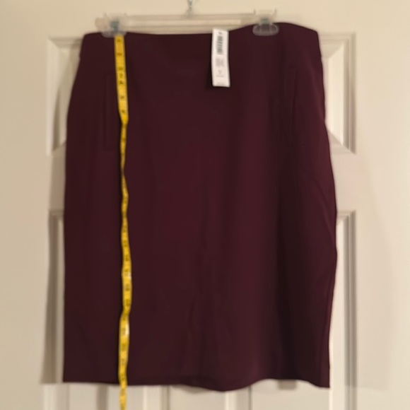 Chico's Dresses & Skirts - NWT Chicos, pencil skirt in deep Merlot Chicos size 2